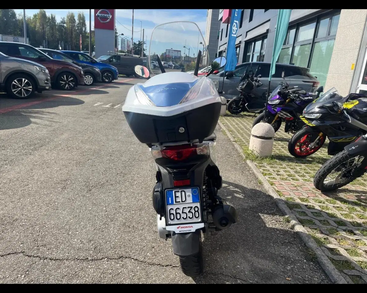 Honda SH 150i ABS (2013 - 16) (6)