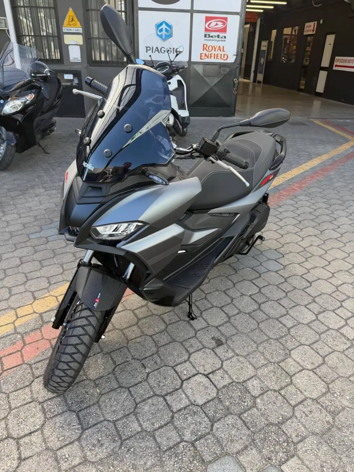 Aprilia SR GT 125 (2025 - 26) (2)