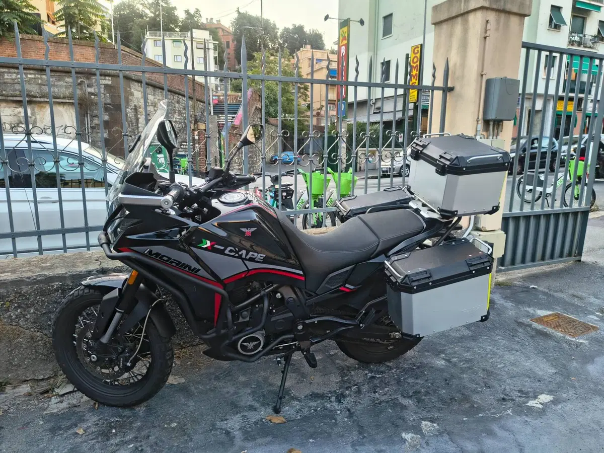 Moto Morini X-Cape 650 (2021 - 26) (2)
