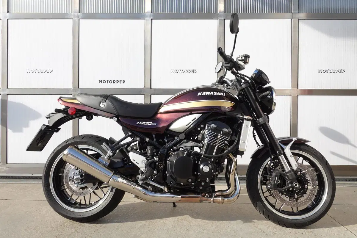 Kawasaki Z 900 RS (2026) (2)