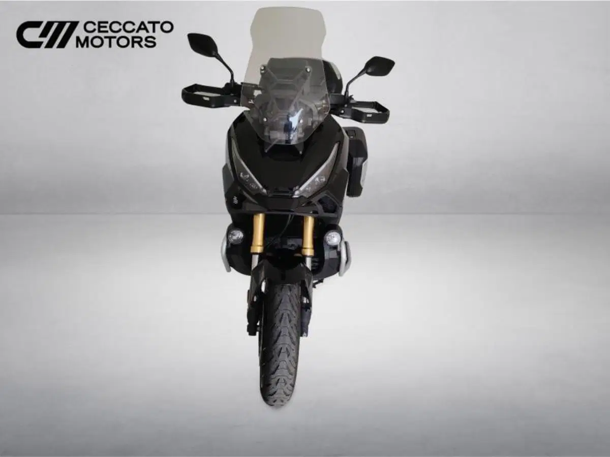 Honda X-ADV 750 Travel (2025 - 26) (10)
