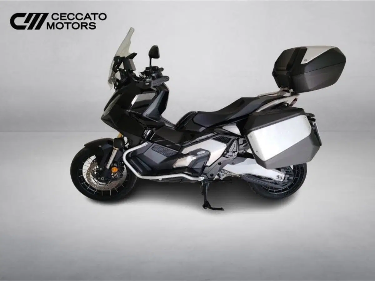 Honda X-ADV 750 Travel (2025 - 26) (8)