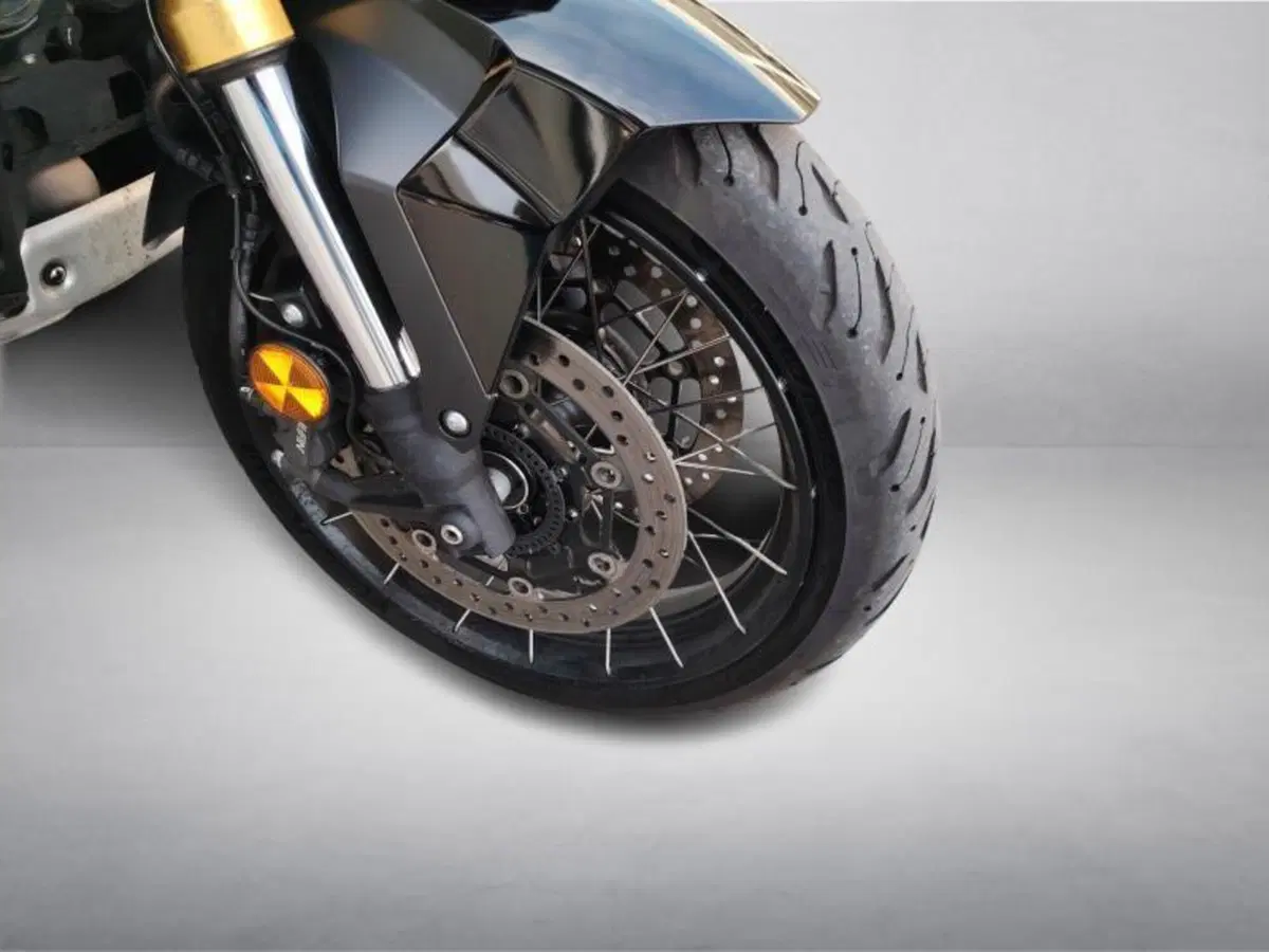 Honda X-ADV 750 Travel (2025 - 26) (14)