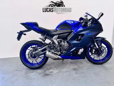 Yamaha YZF R7 (2021 - 25) usata