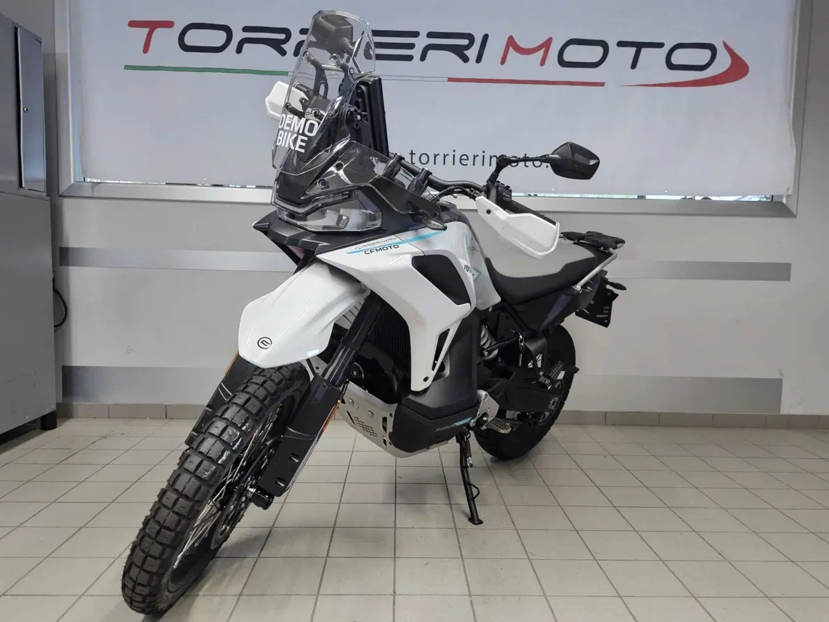 CFMOTO 1000MT-X High Seat (2026)