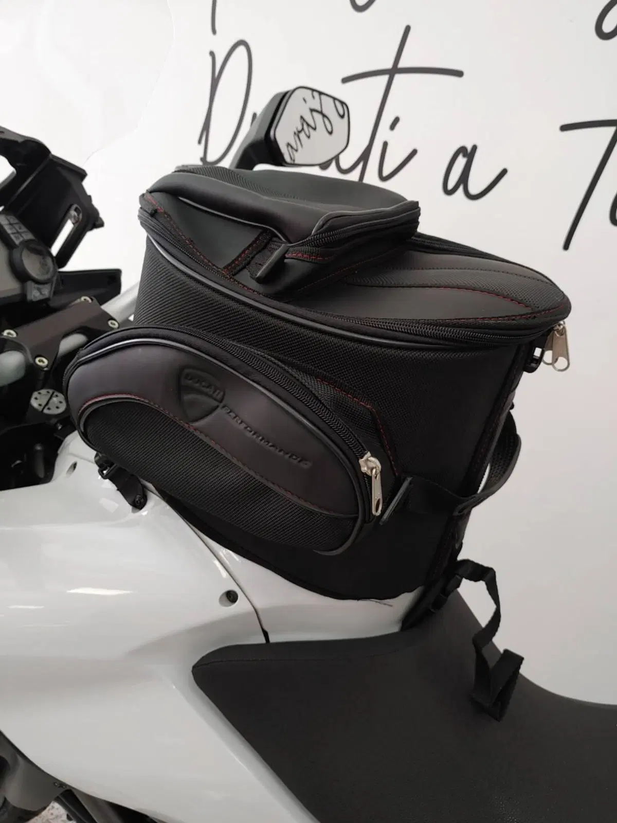 Ducati Multistrada 1200 S Touring (2010 - 12) (9)