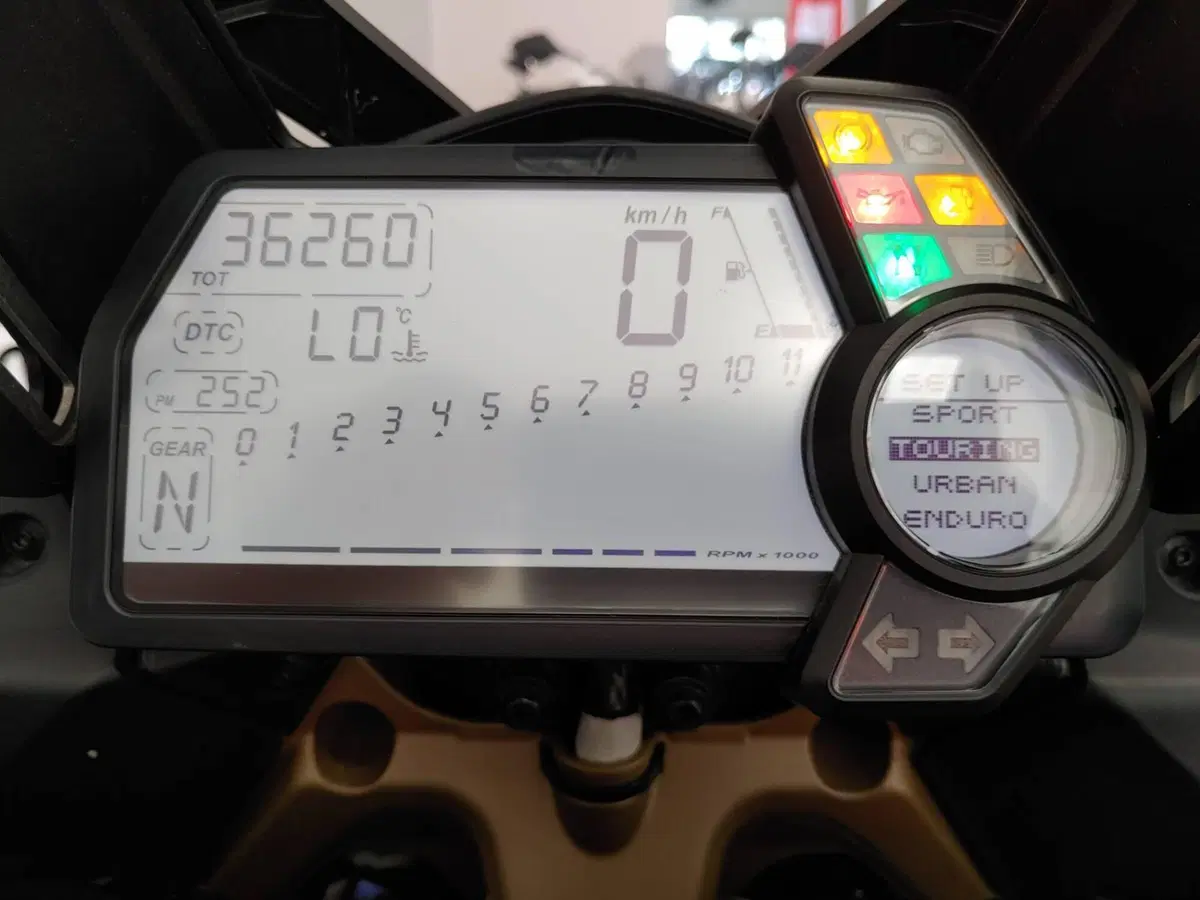 Ducati Multistrada 1200 S Touring (2010 - 12) (3)
