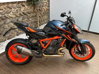 KTM 1290 Super Duke R (2021 - 23) usata