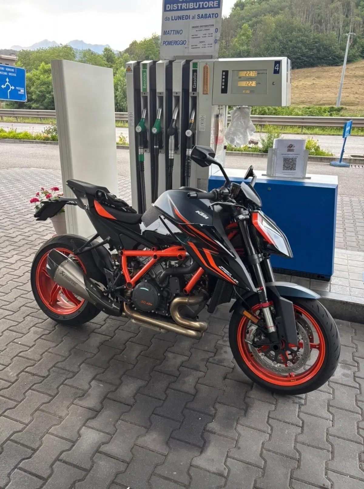 KTM 1290 Super Duke R (2021 - 23) (2)