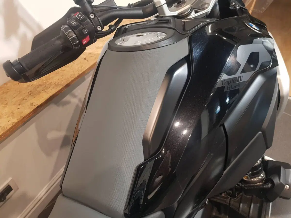 Bmw R 1300 GS Triple Black (2023 - 26) (8)