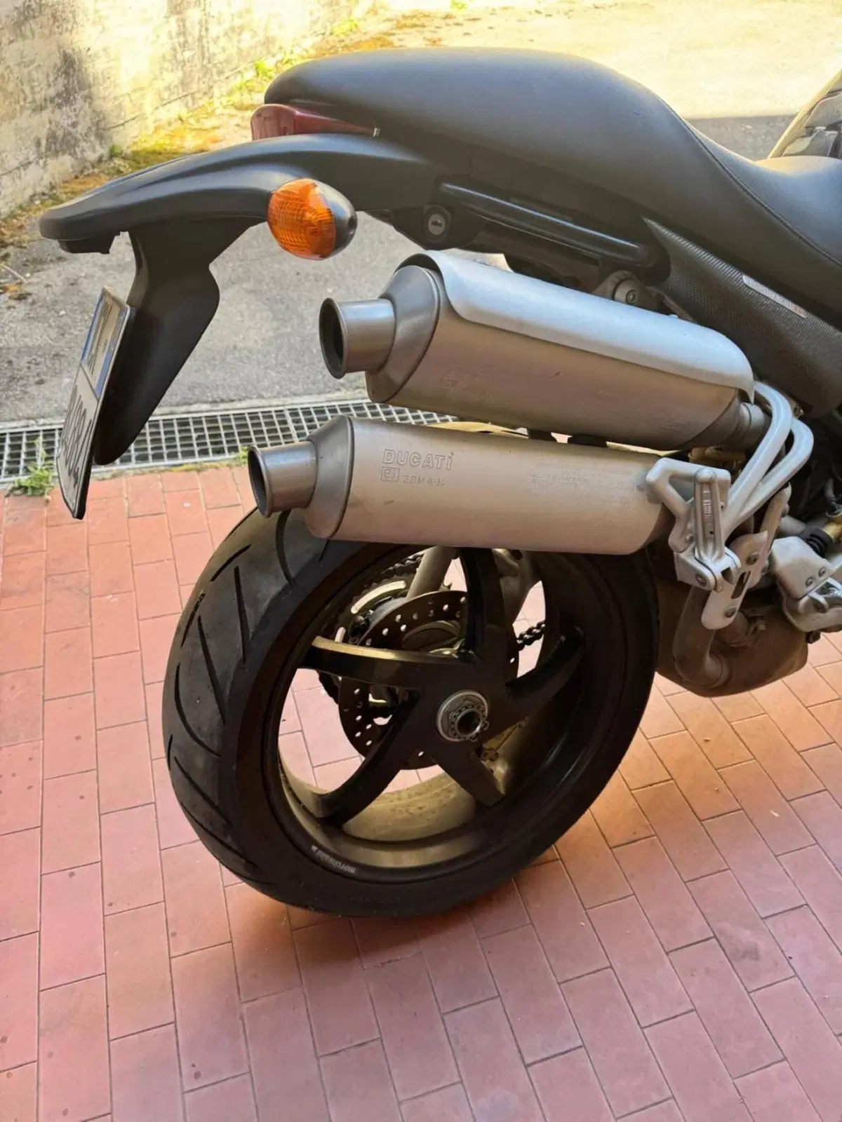 Ducati Monster 1000 (5)