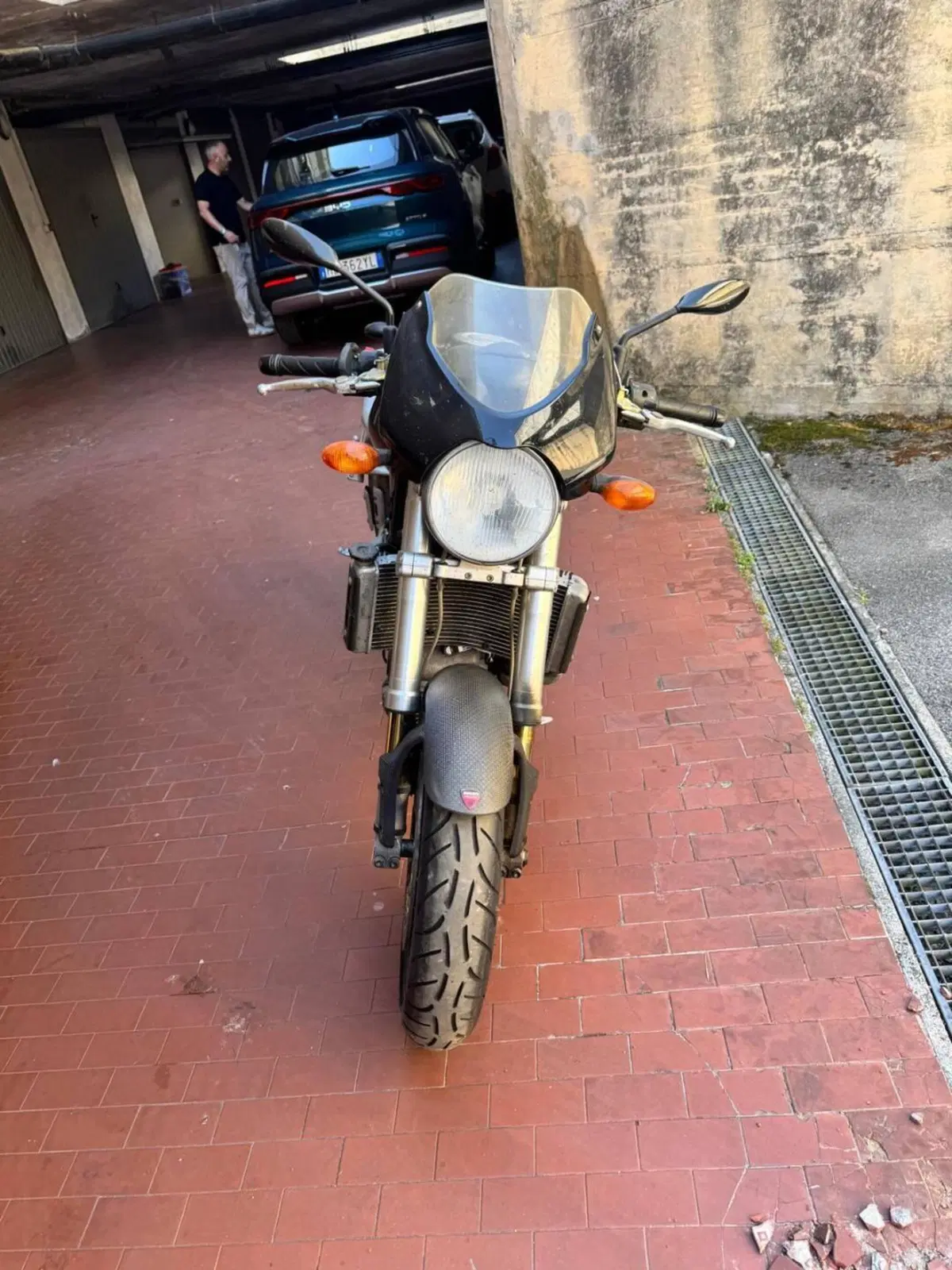 Ducati Monster 1000 (6)