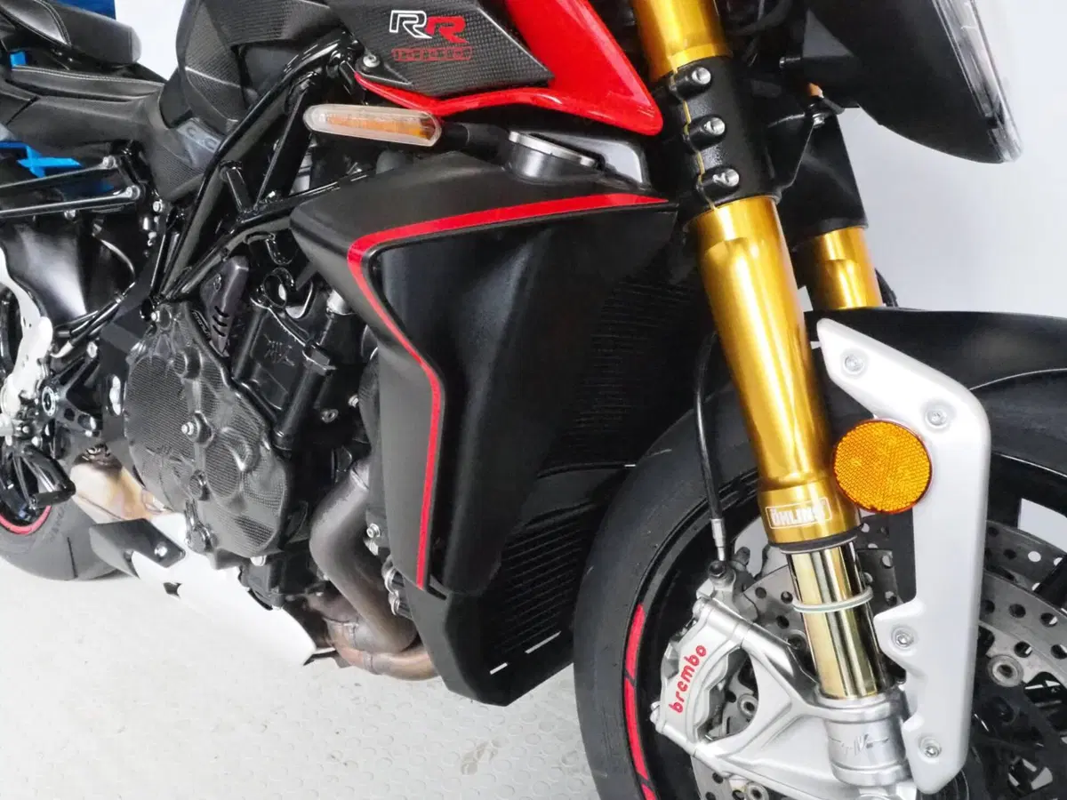MV Agusta Brutale 1000 RR (2021 - 25) (5)