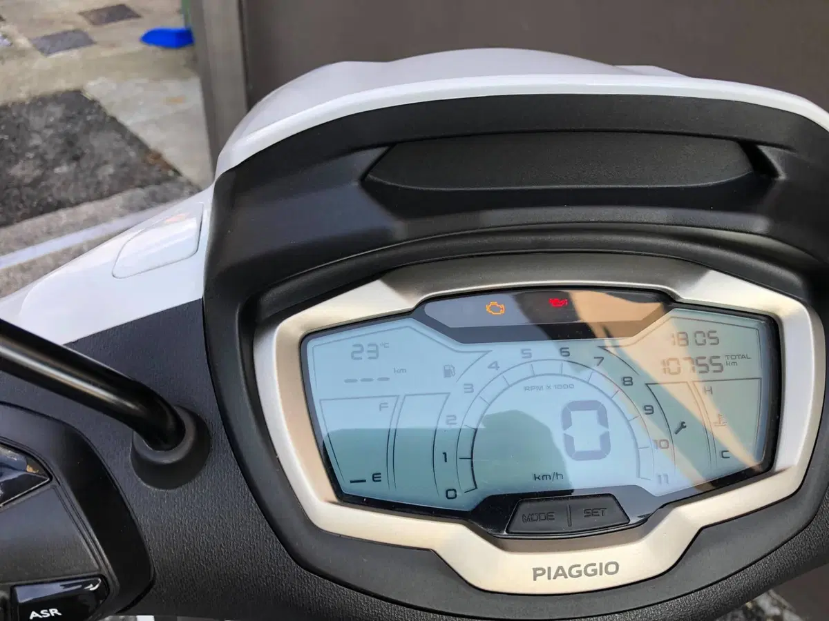 Piaggio Beverly 300 S ABS-ASR (2021 - 25) (5)