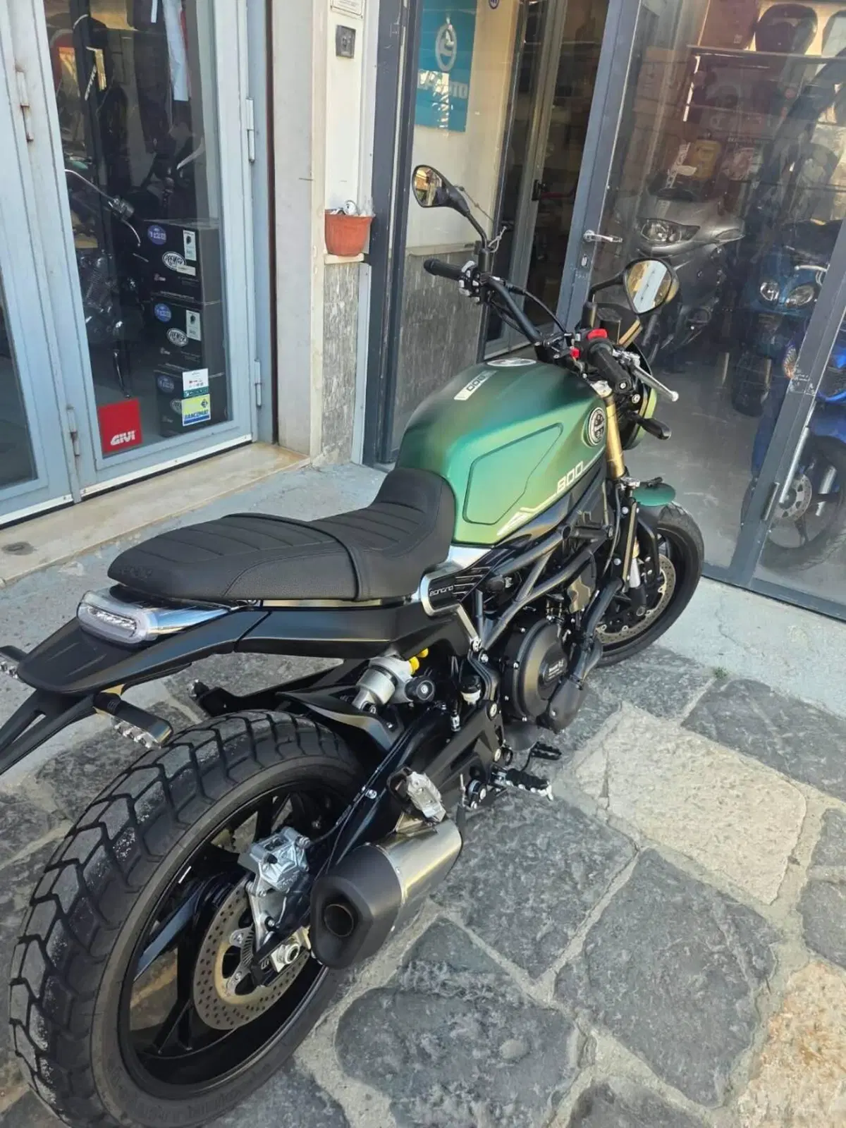 Benelli Leoncino 800 (2022 - 26) (7)