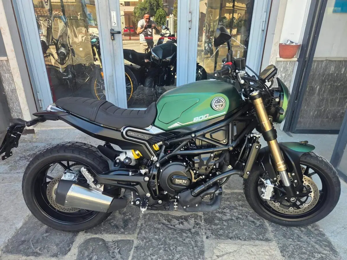 Benelli Leoncino 800 (2022 - 26) (2)