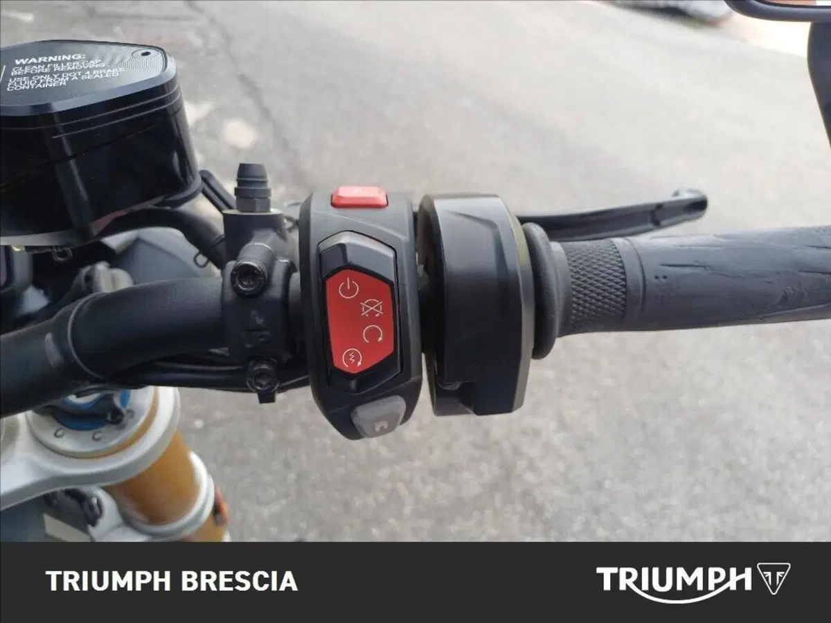 Triumph Speed Triple 1200 RS (2021 - 24) (9)