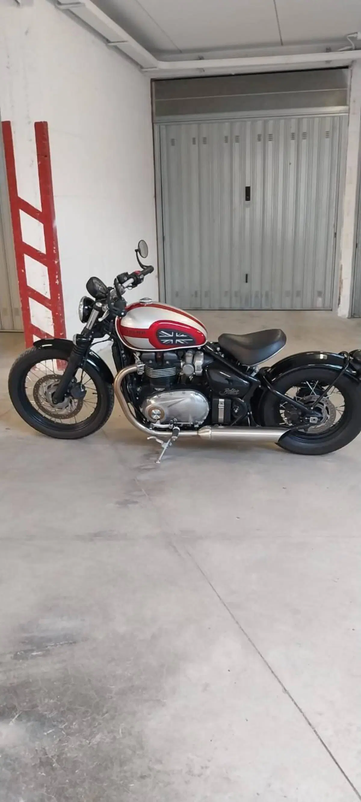 Triumph Bonneville Bobber 1200 (2017 - 20) (9)