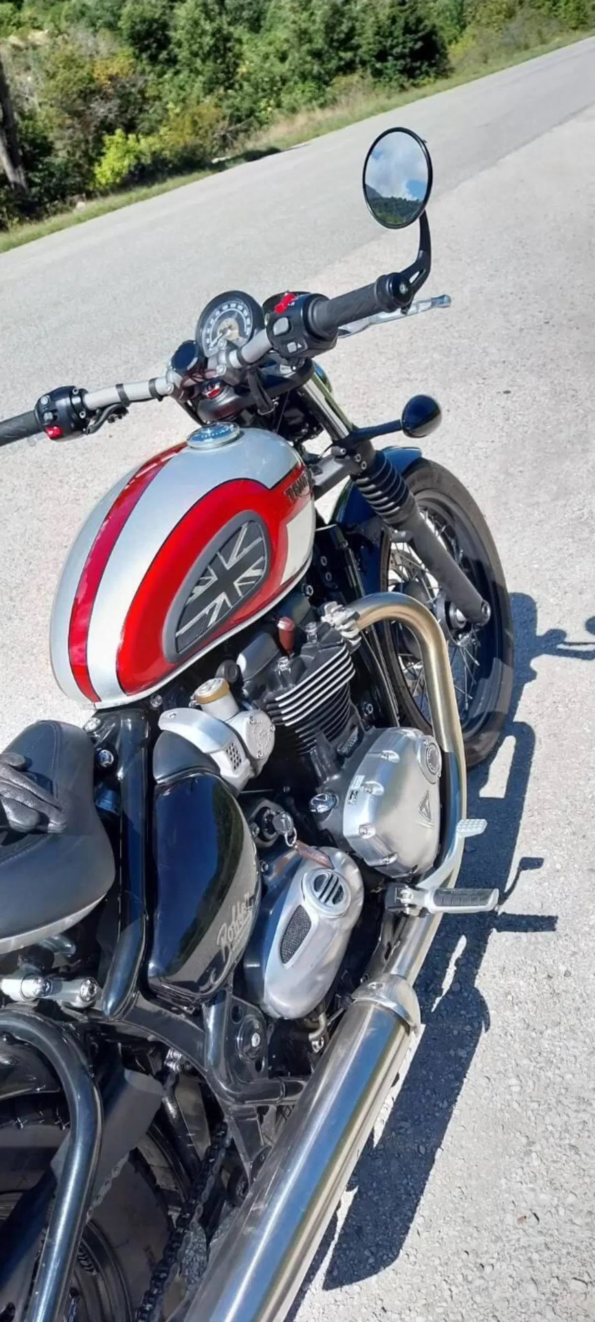 Triumph Bonneville Bobber 1200 (2017 - 20) (12)