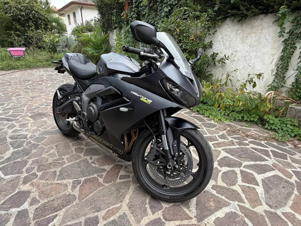 Triumph Daytona 660 (2024 - 26) (5)