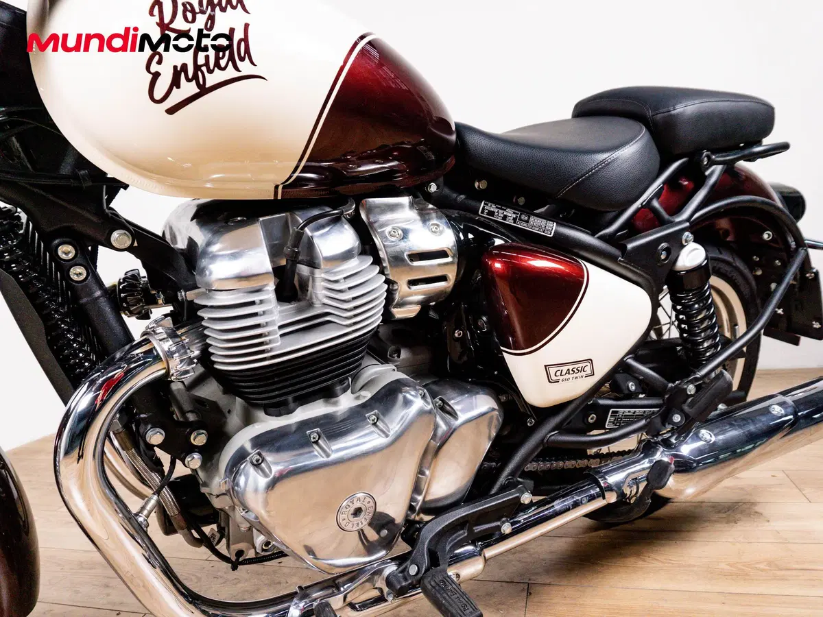 Royal Enfield Classic 650 (2025 - 26) (9)