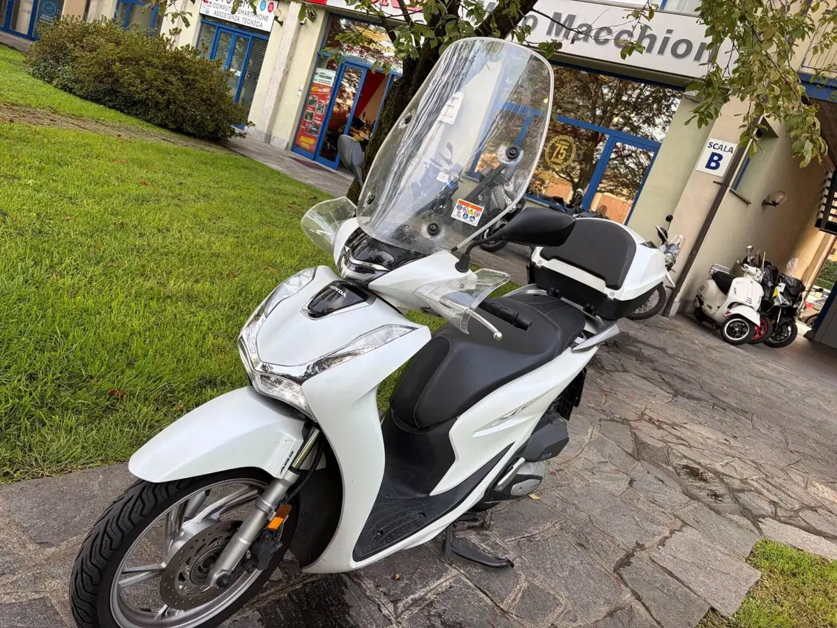 Honda SH 125i (2020 - 23) (2)