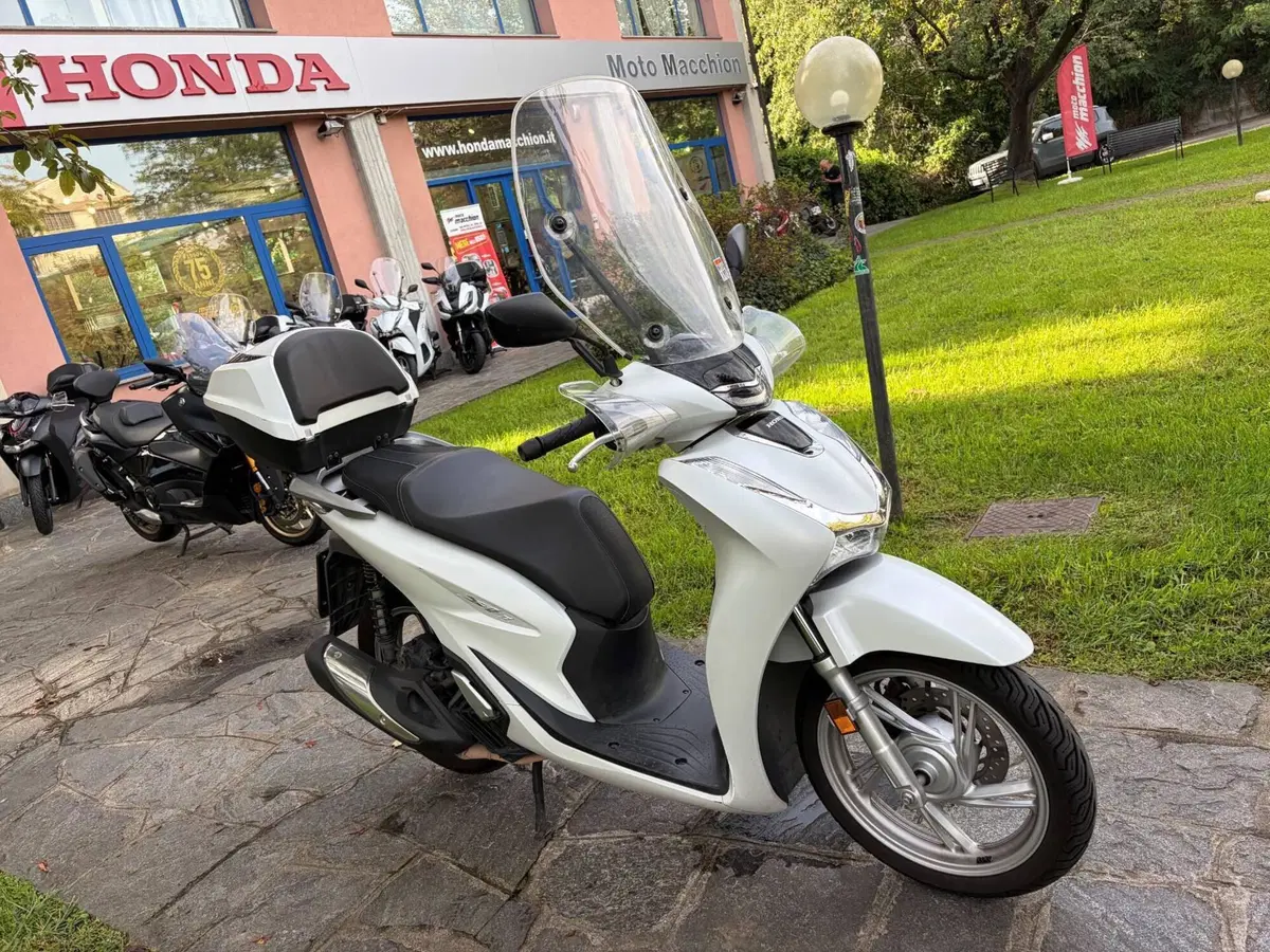 Honda SH 125i (2020 - 23) (4)