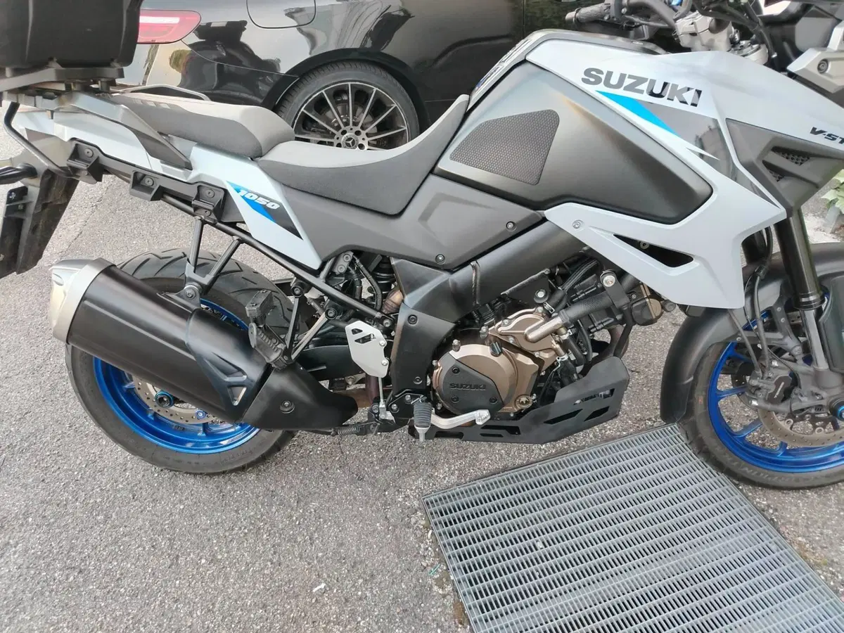 Suzuki V-Strom 1050SE (2025 - 26) (4)