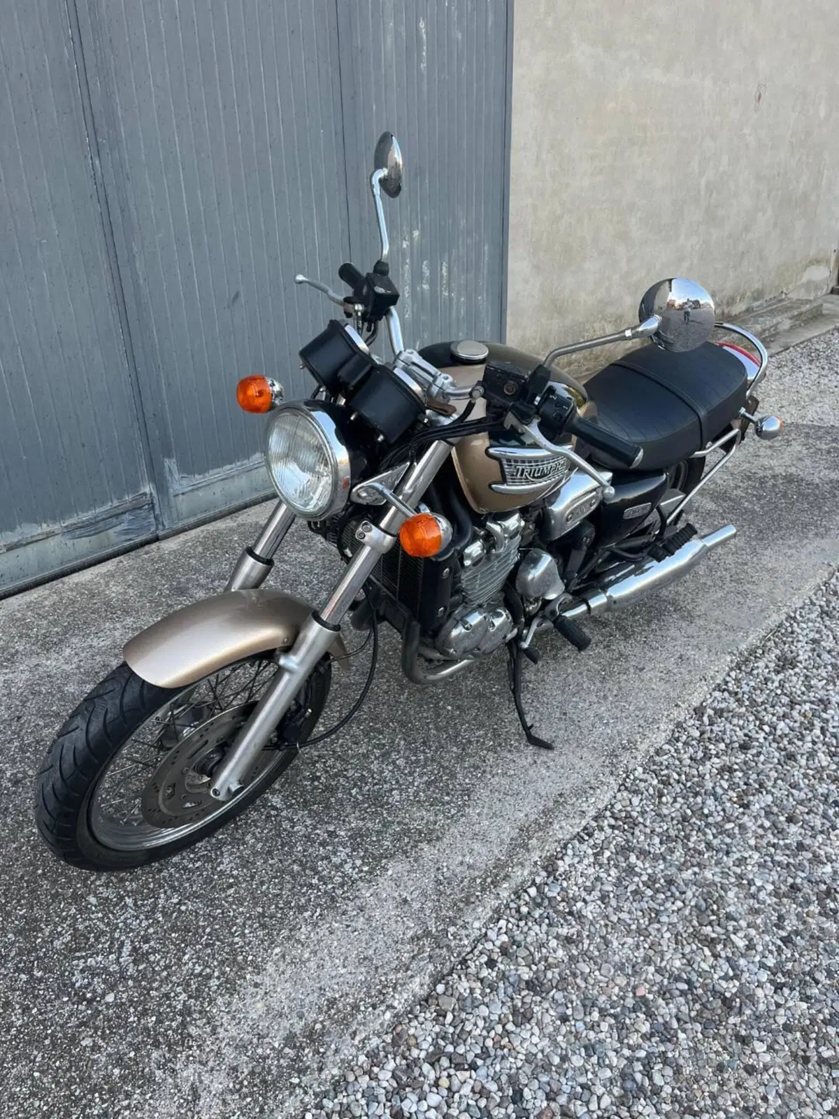 Triumph Thunderbird 900 (1995 - 01) (2)