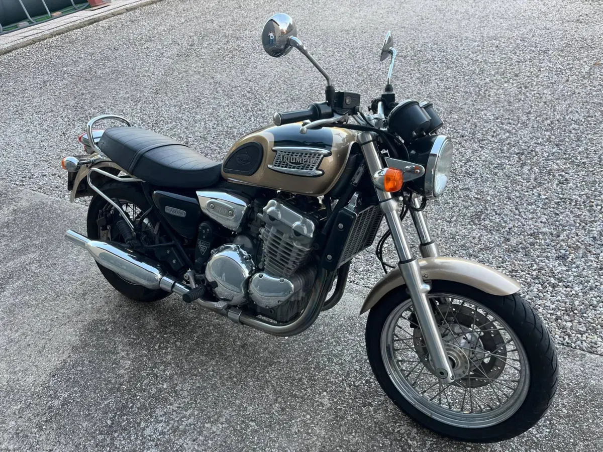 Triumph Thunderbird 900 (1995 - 01) (3)