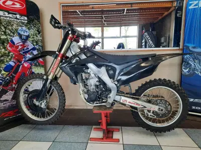 Honda CRF 250R (2011 - 12) usata