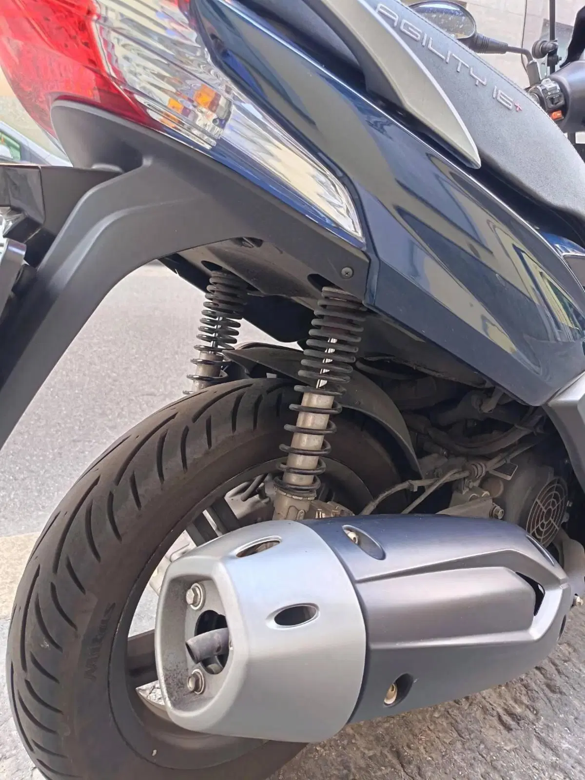 Kymco Agility 200i R16 + (2021 - 25) (4)