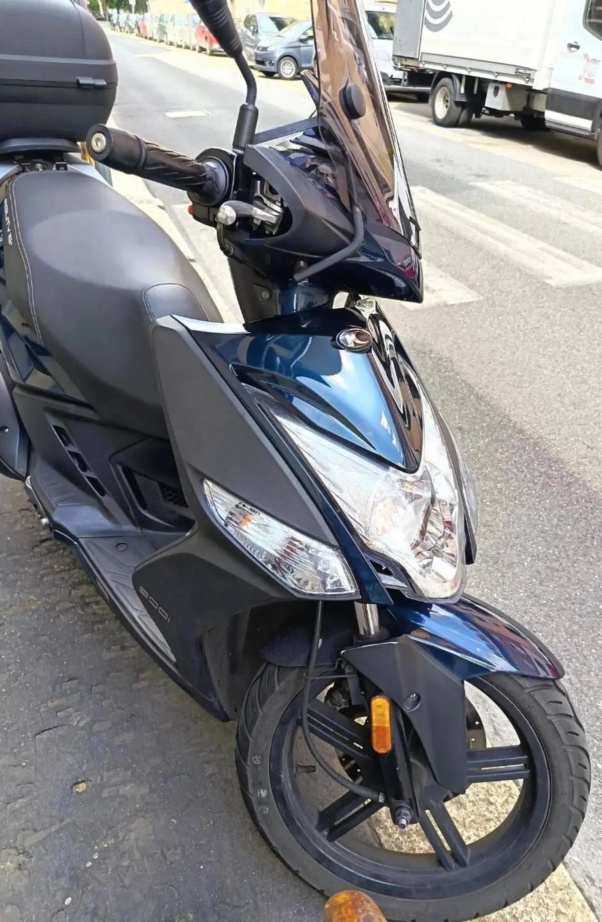 Kymco Agility 200i R16 + (2021 - 25) (8)