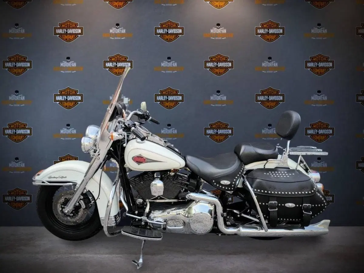 Harley-Davidson 1450 Heritage Classic (1999 - 02) - FLSTC