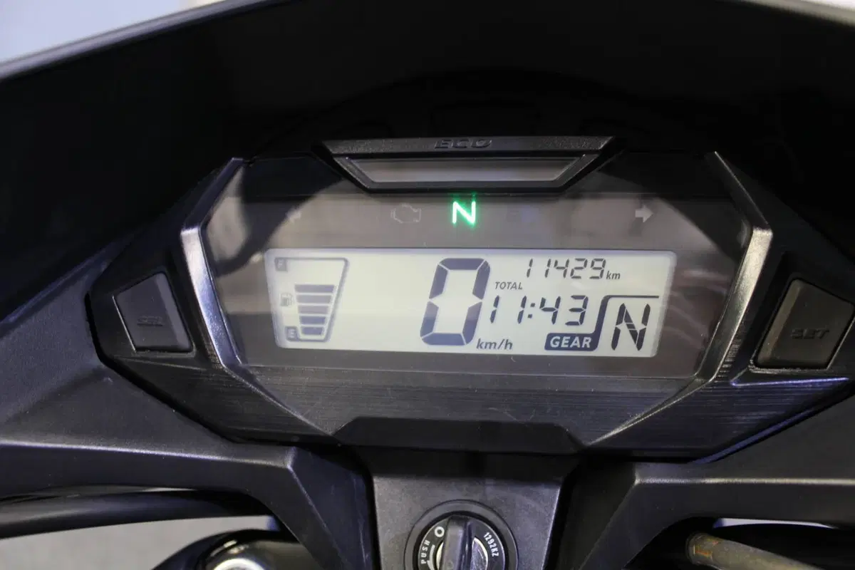 Honda CB 125 F (2021 - 25) (3)