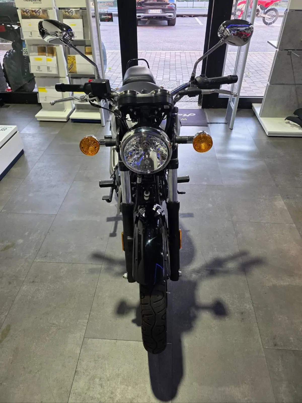 Benelli Imperiale 400 (2021 - 25) (7)