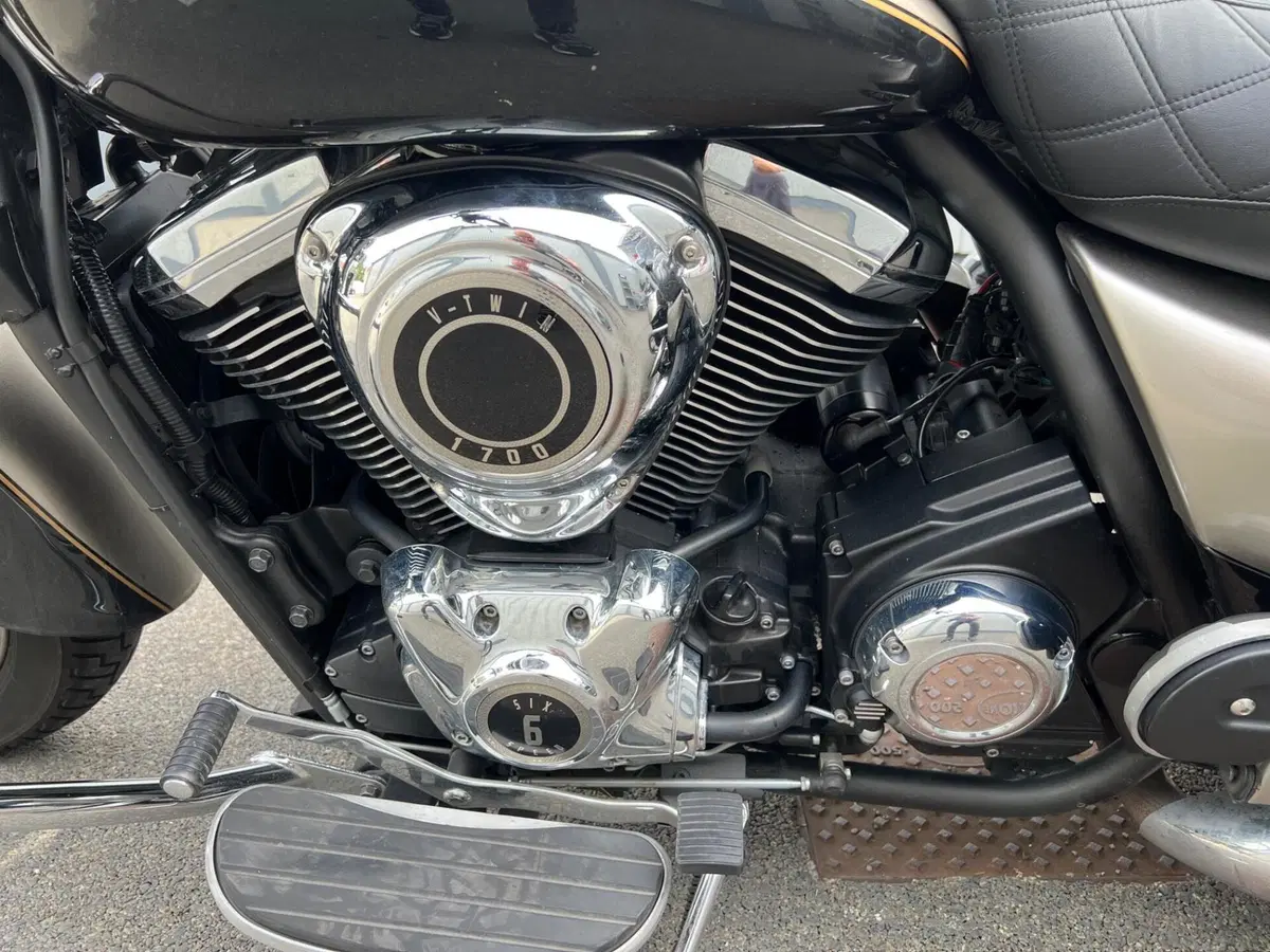 Kawasaki Vulcan VN 1700 Nomad (2014 - 16) (14)