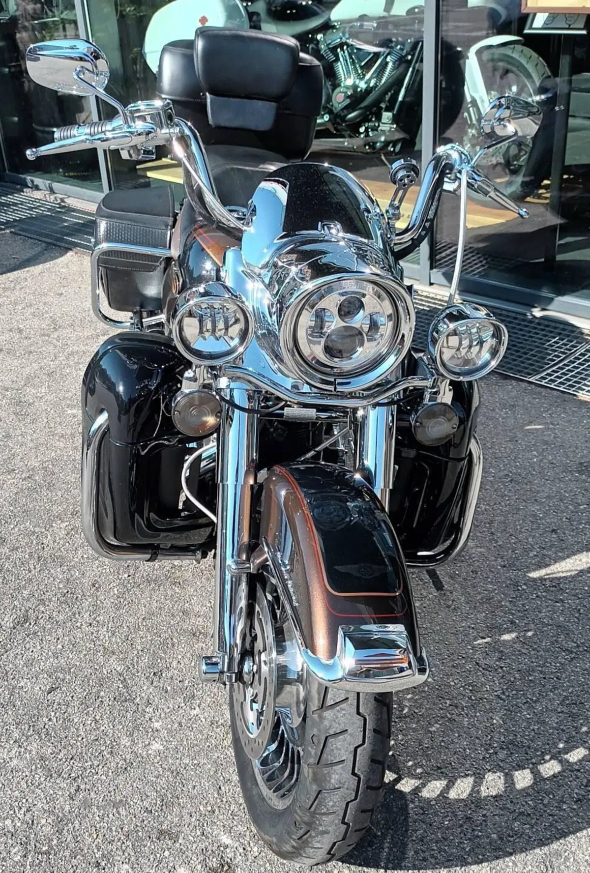 Harley-Davidson 1690 Road King (2013 - 16) - FLHR (4)