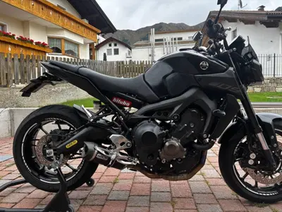 Yamaha MT-09 (2017 - 20) usata