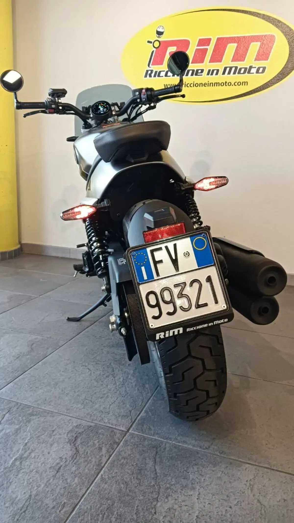 Benelli Leoncino 400 Bobber (2026) (14)