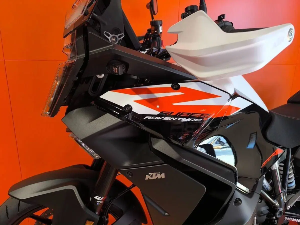 KTM 1390 Super Adventure S (2026) (2)