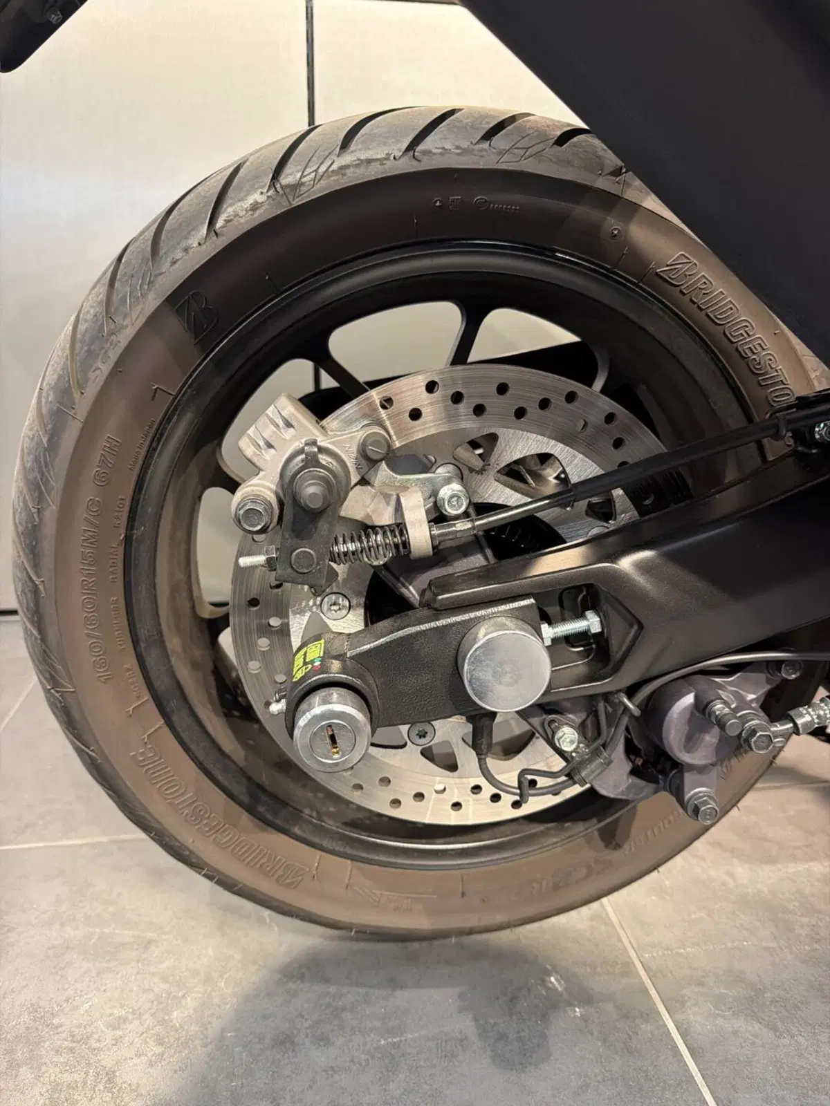 Yamaha T-Max 560 (2025 - 26) (16)