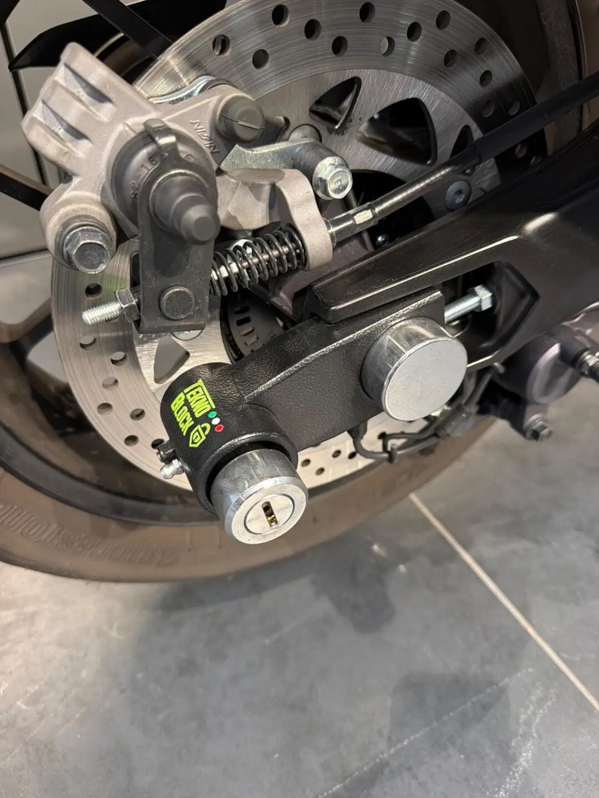 Yamaha T-Max 560 (2025 - 26) (17)