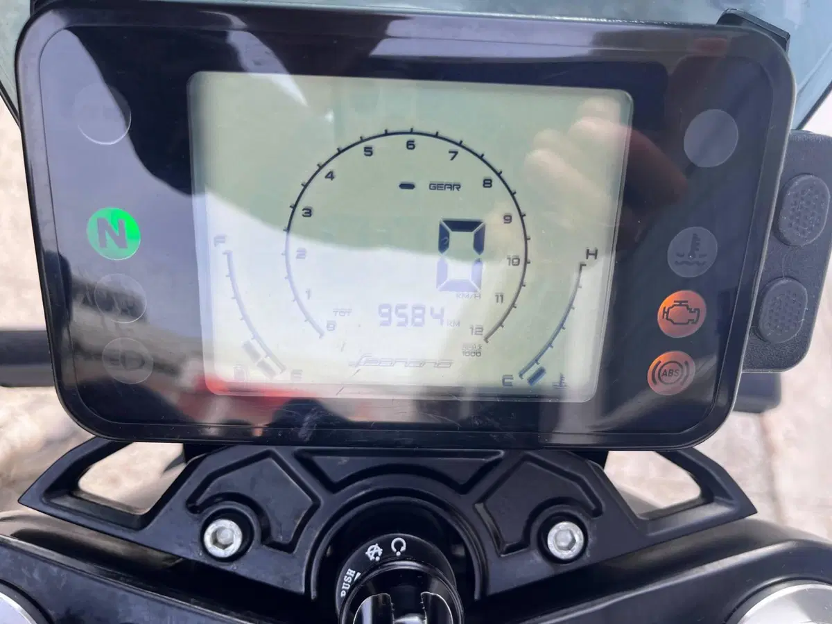 Benelli Leoncino 250 (2021 - 25) (5)