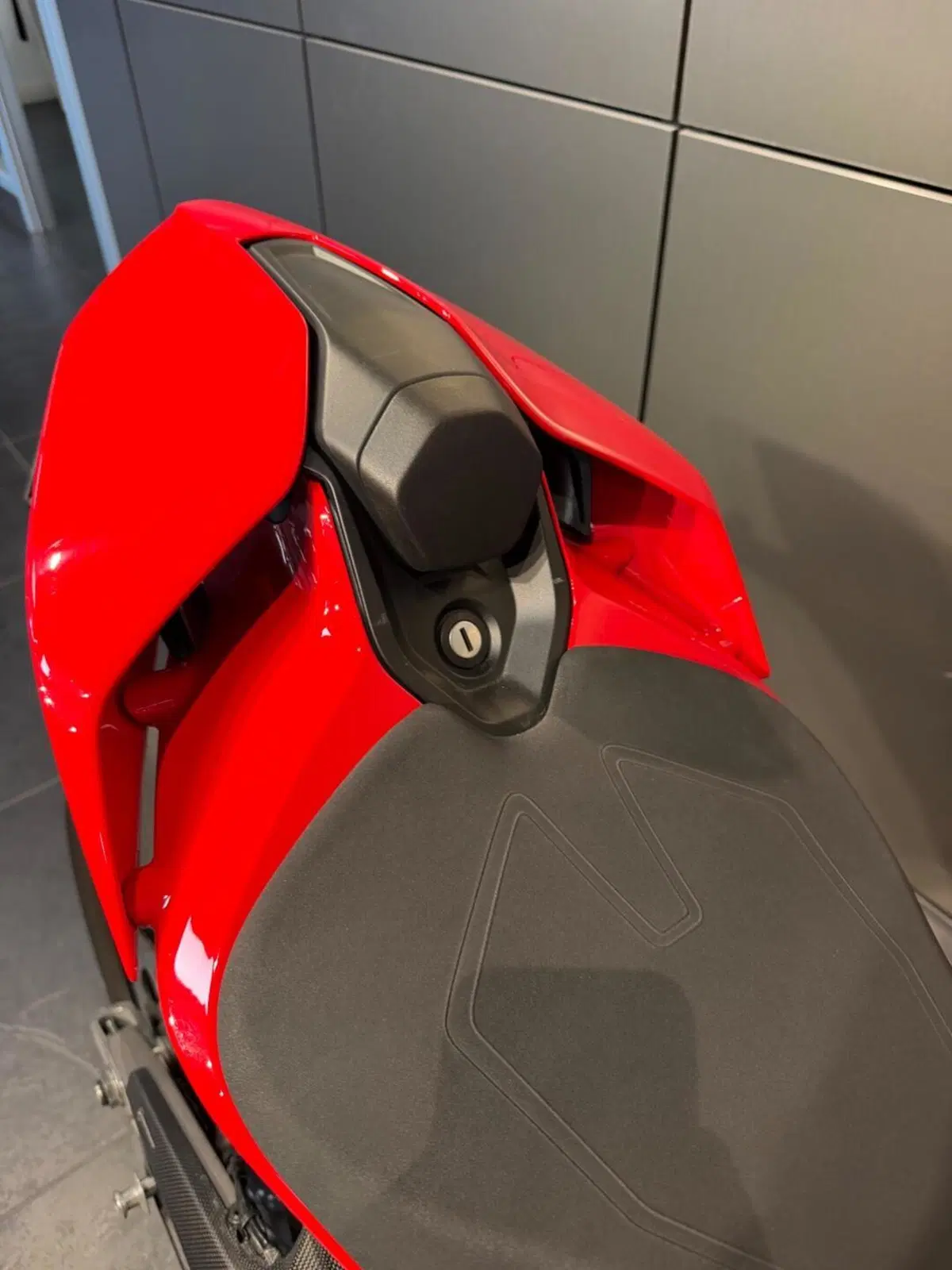 Ducati Panigale V4 S (2025 - 26) (8)