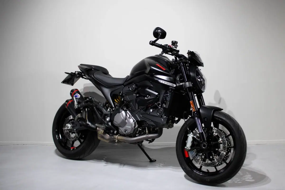 Ducati Monster 937 (2021 - 25) (2)