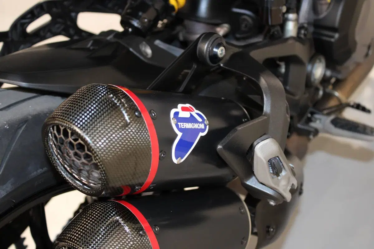 Ducati Monster 937 (2021 - 25) (8)