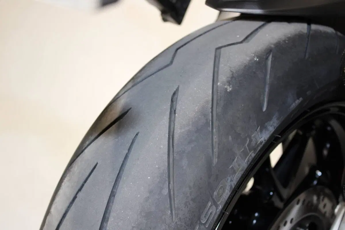 Ducati Monster 937 (2021 - 25) (9)