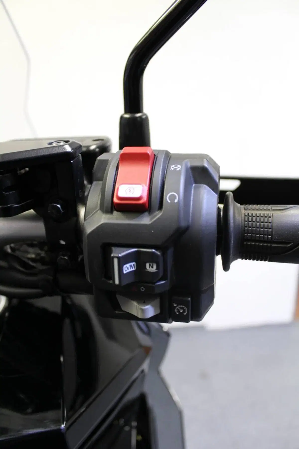Honda X-ADV 750 (2025 - 27) (13)