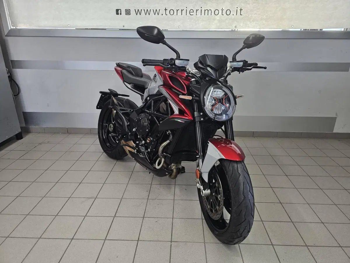 MV Agusta Brutale 800 RR (2021 - 25) (2)